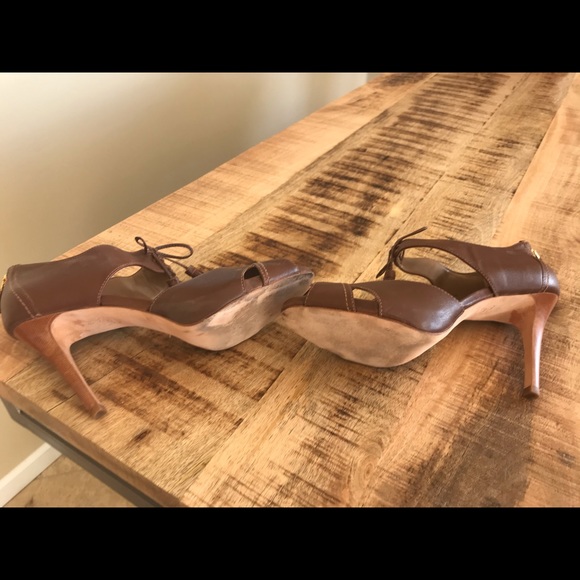 Talbot’s Skinny Pump - Picture 2 of 5